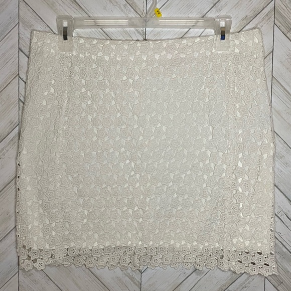 Joe Fresh Dresses & Skirts - Joe fresh lace mini skirt